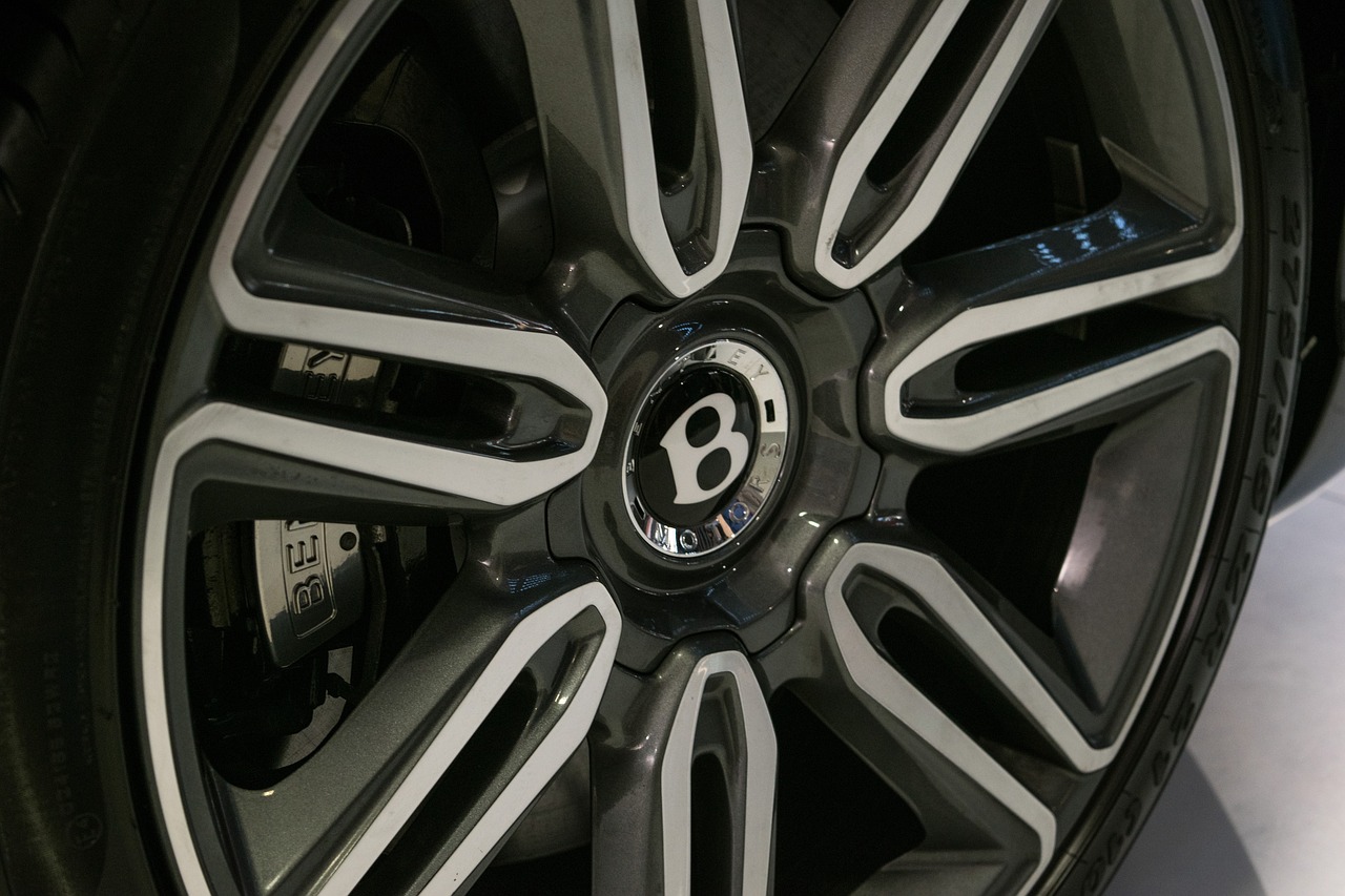 最新款大型SUV,科技豪华完美结合的新标杆