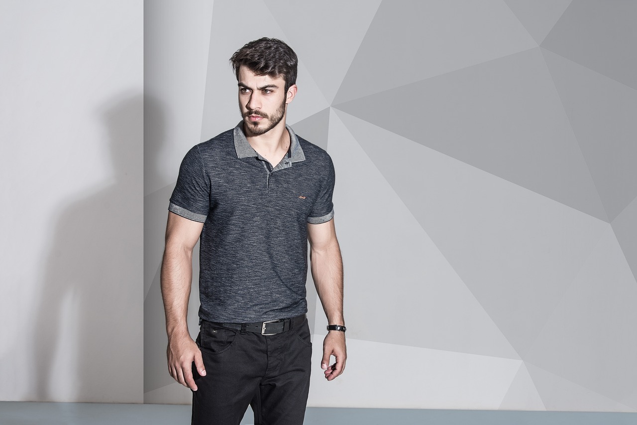 时尚最新潮女装,引领风尚,必备之选!