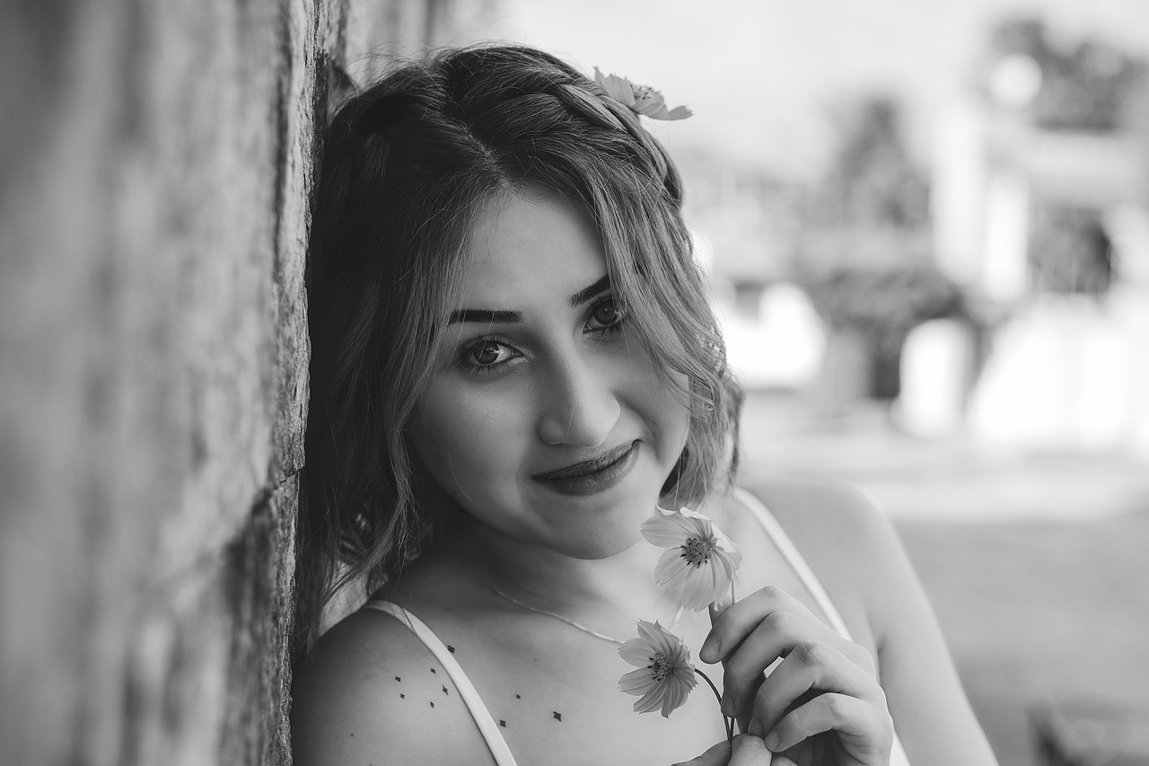 最新流行趋势下的雾眉,探索时尚魅力的神秘面纱