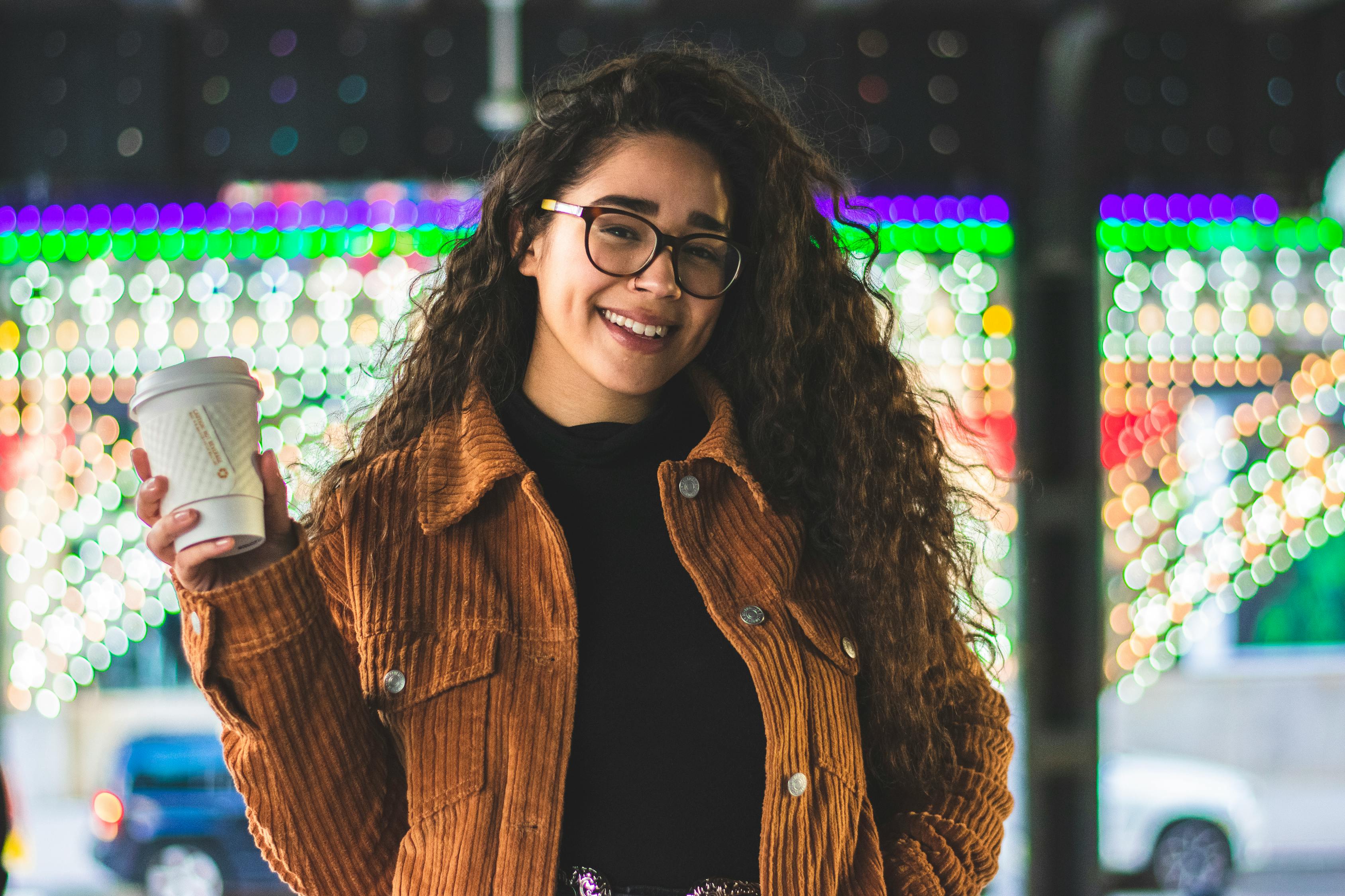 杨辰最新照片展现独特魅力风采