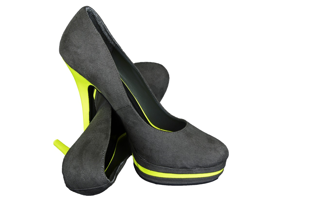 最新时尚女鞋精选,打造个性魅力的潮流鞋款