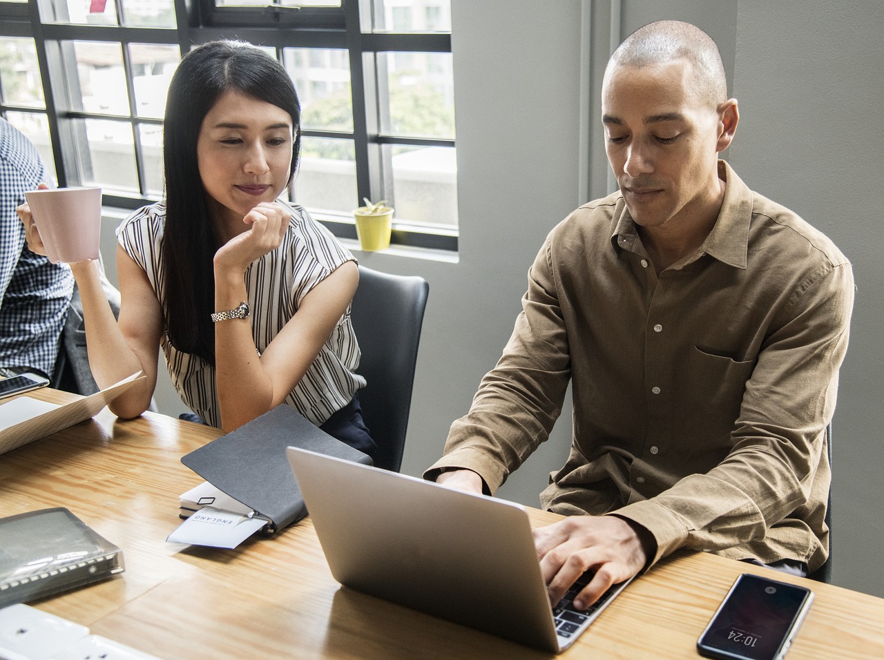 暴风集团股票最新动态分析,最新消息与深度解读