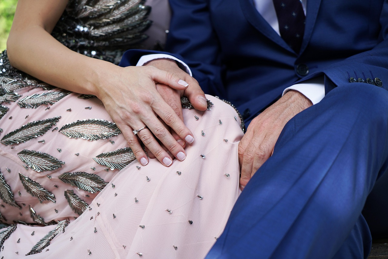 科技与母婴时尚融合,最新怀孕时尚款引领潮流