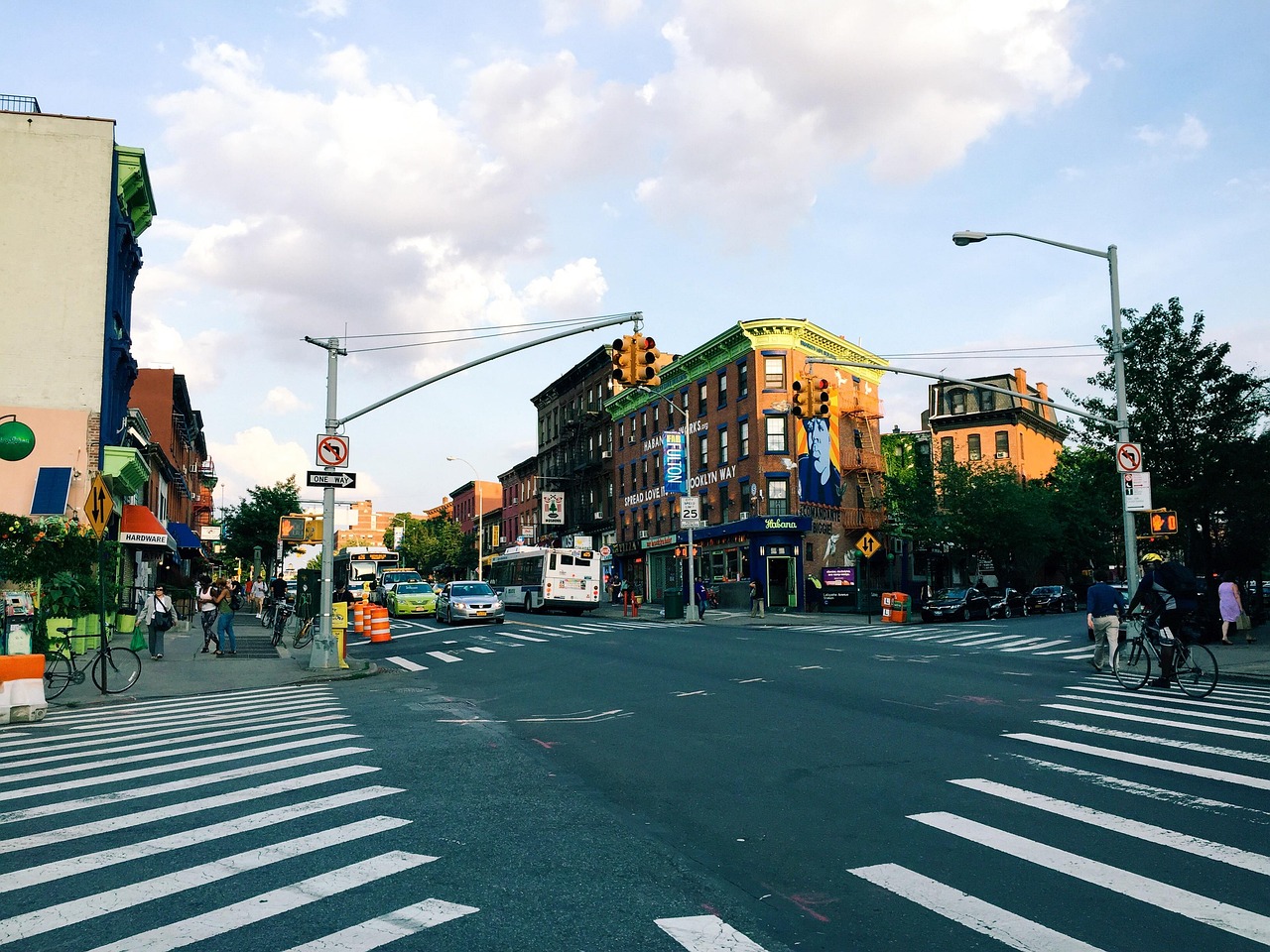 最美公交司机,城市之光,传递温暖人心