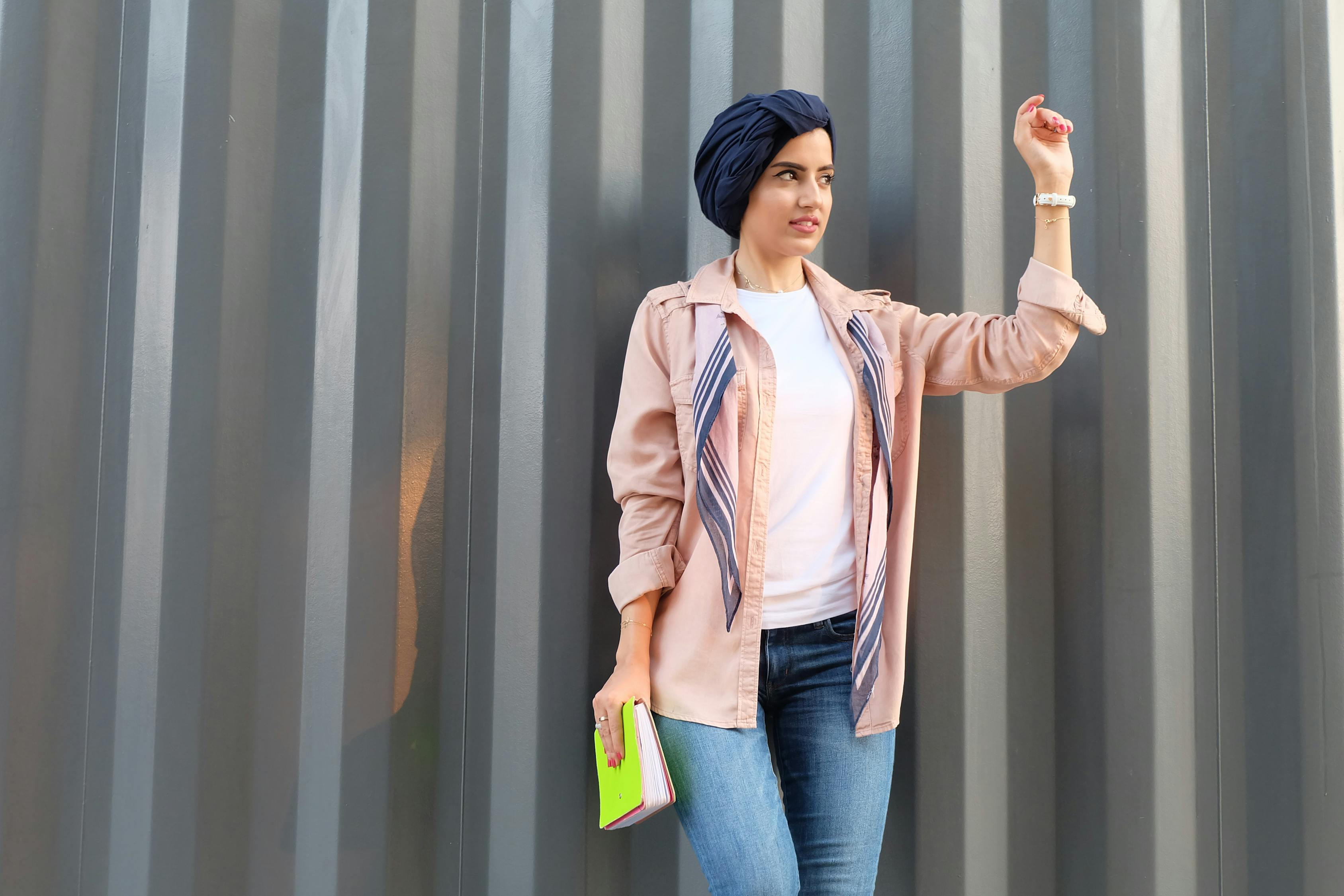 小林最新时尚穿搭,引领潮流风向标