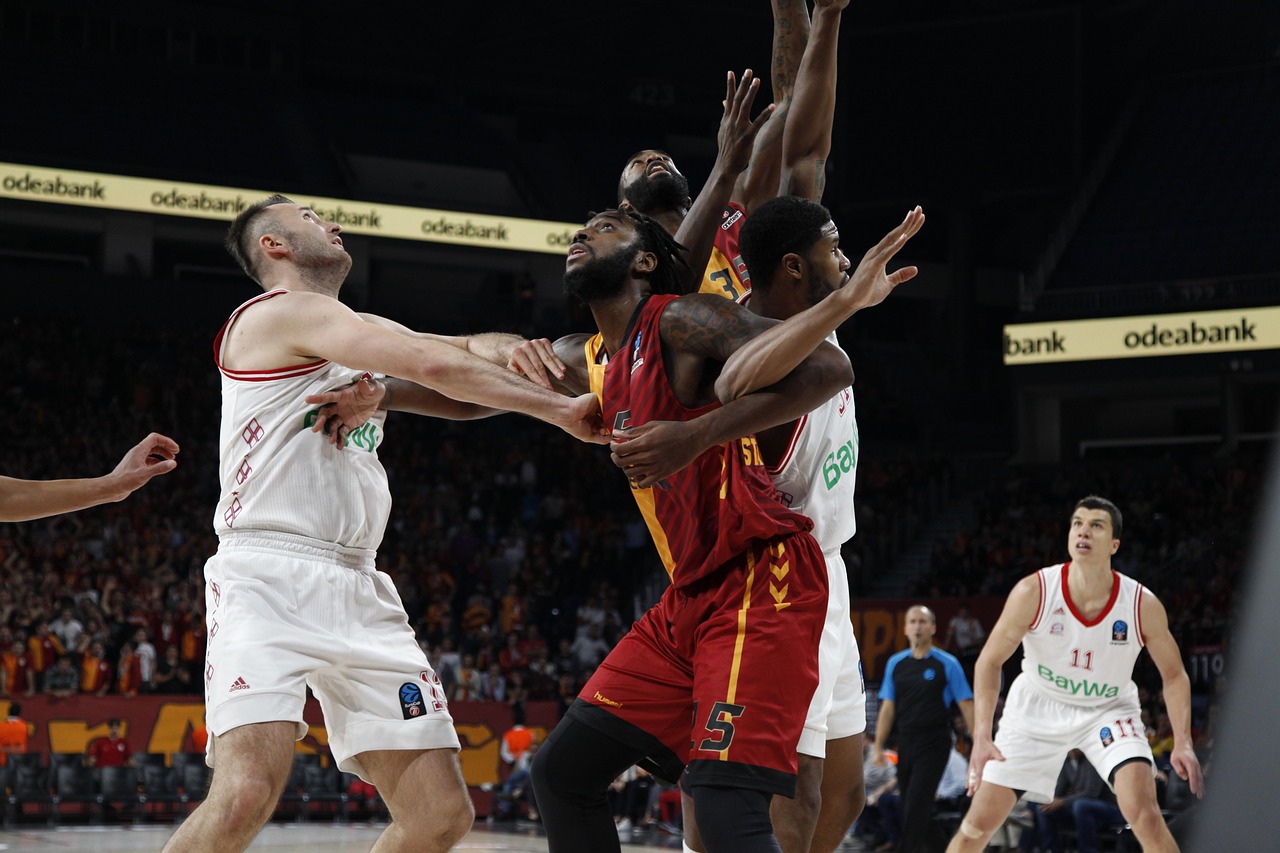 德甲霸主拜仁慕尼黑辉煌胜利延续,雄心壮志展现最新战报