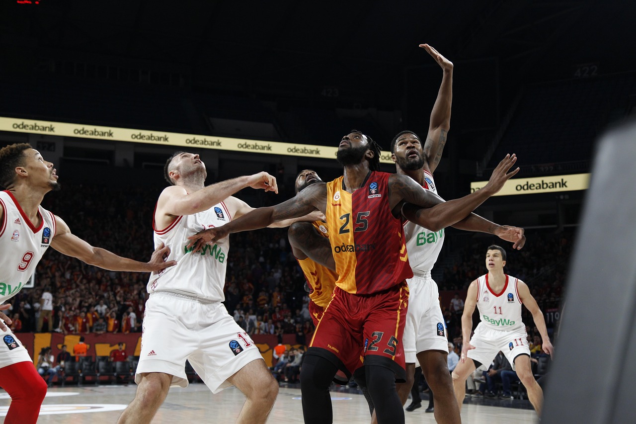 德甲霸主拜仁慕尼黑辉煌胜利延续,雄心壮志展现最新战报