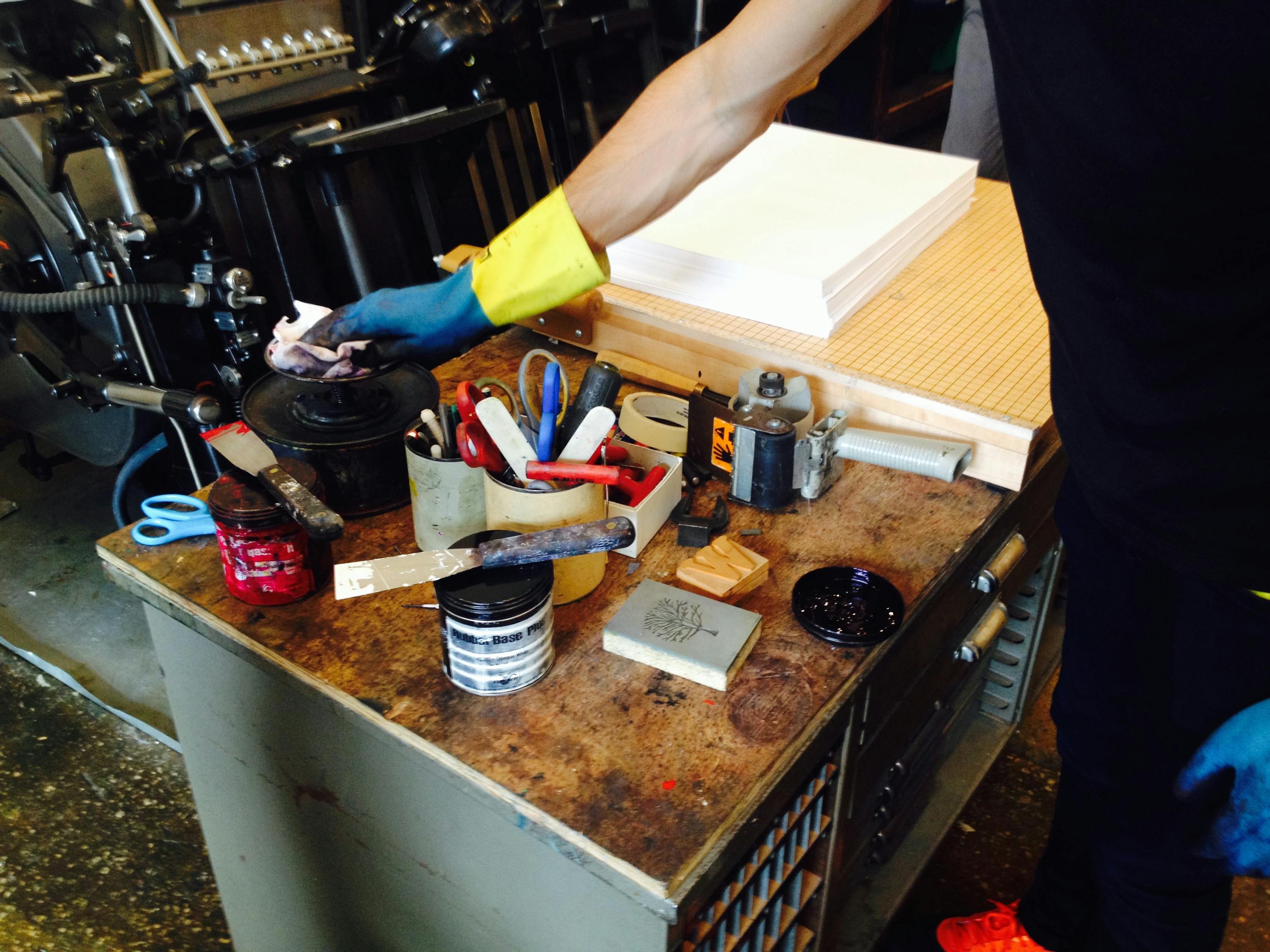 成人女演员最新动态与风采展示