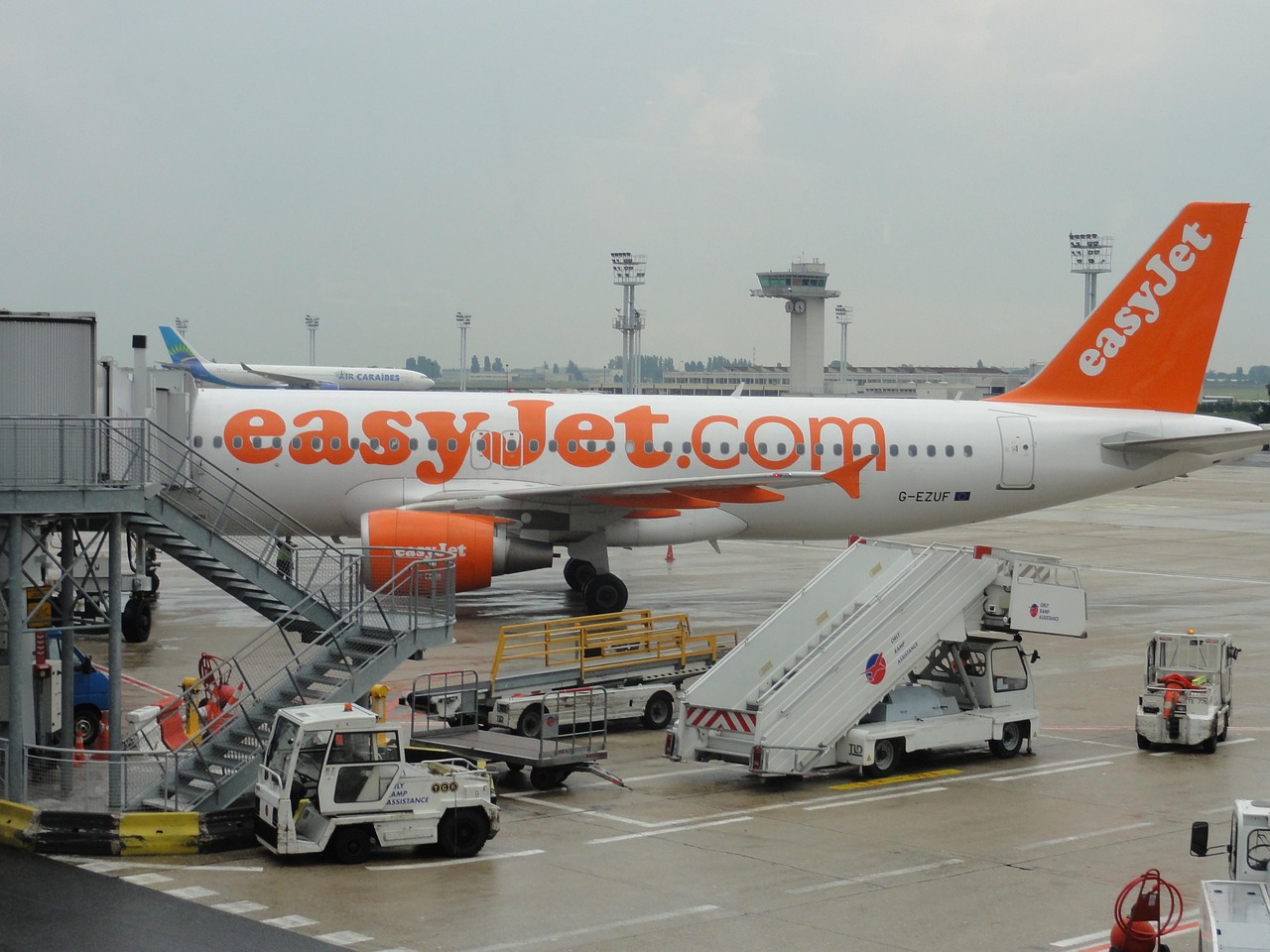 东方航空关于台风影响下的最新航班通知