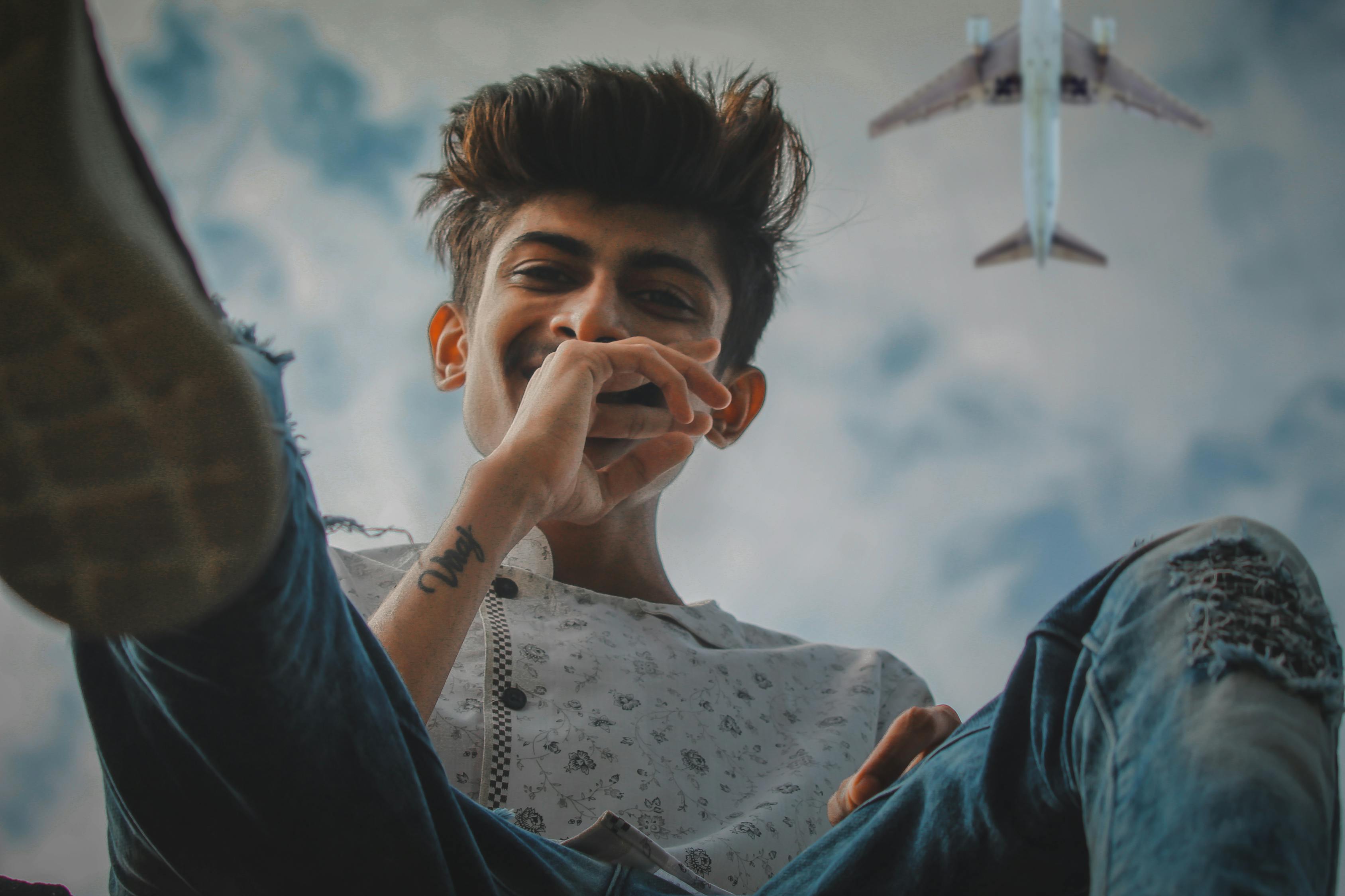 青春最新动态,新生力量与时代脉搏同步前行