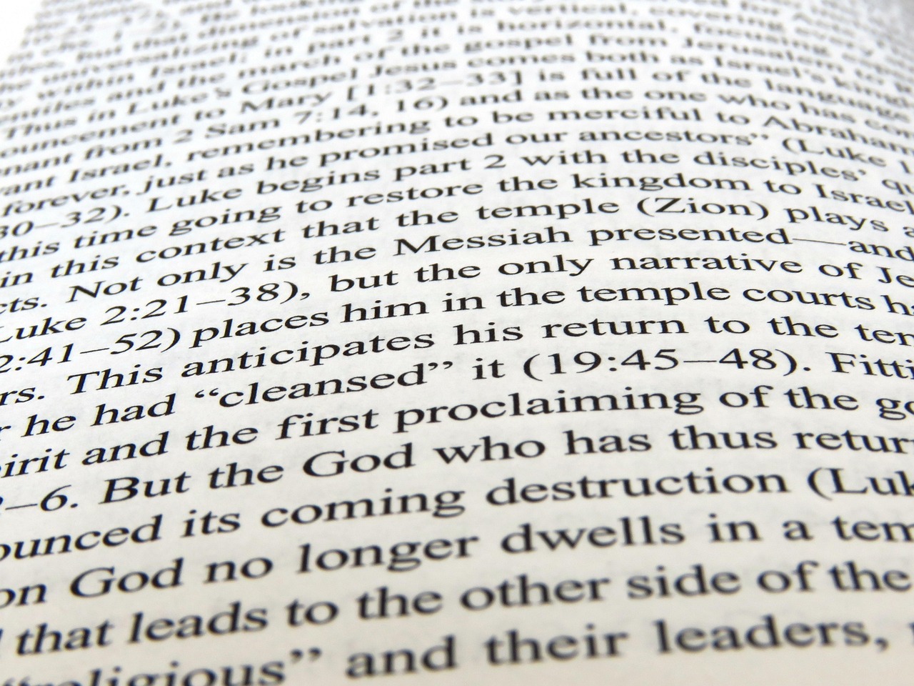 聚焦国内外热点事件与动态,时政播报最新消息十月版