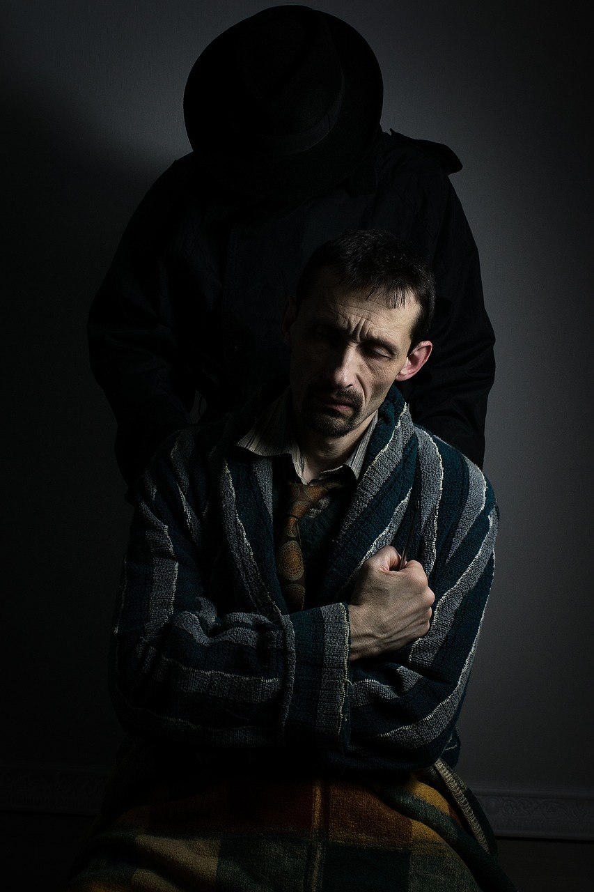 福尔摩斯探案全集最新解析与探讨,深度探讨福尔摩斯的神秘世界